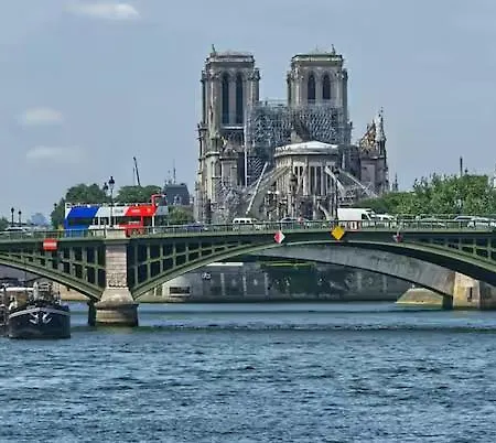 Geranimus Quai De Seine *