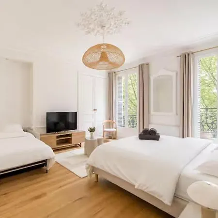 Villa Geranimus Quai De Seine París