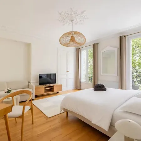 Villa Geranimus Quai De Seine