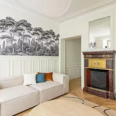 Geranimus Quai De Seine Villa